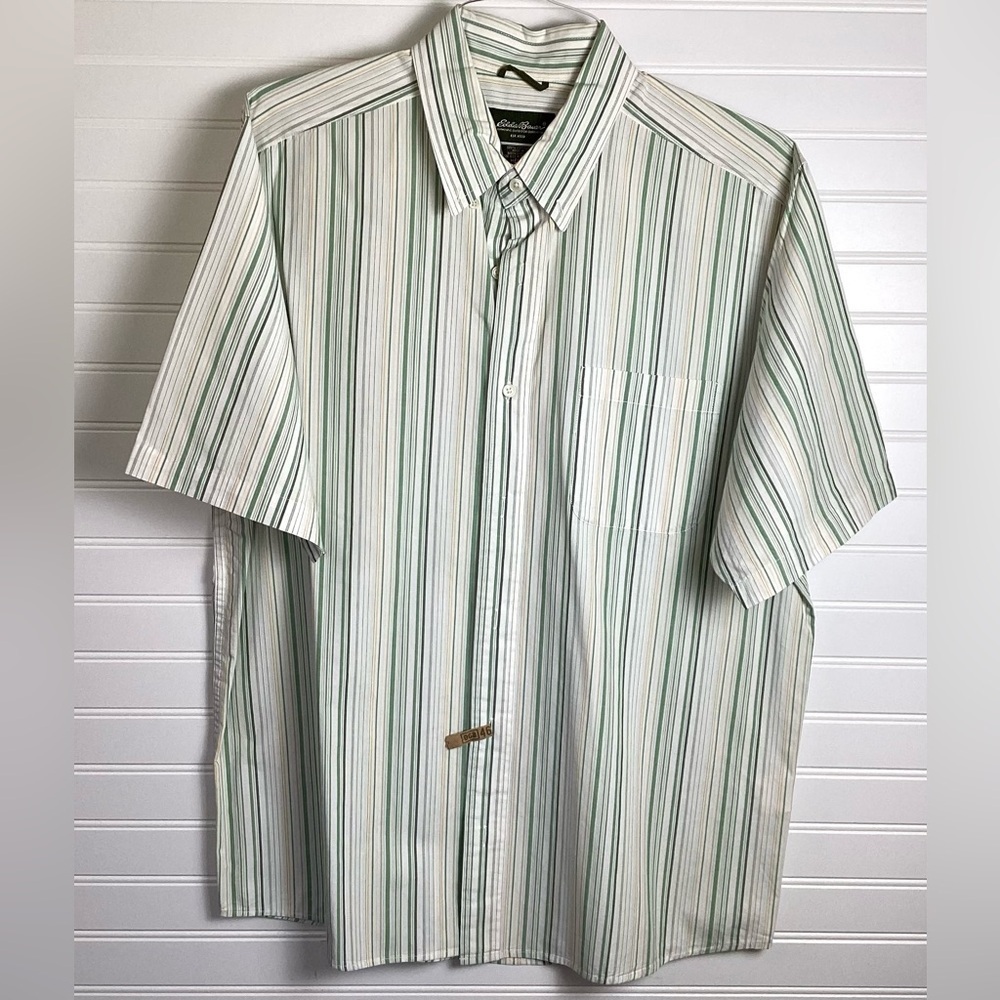 Eddie Bauer Men’s Large Button Down Shirt Size Green, yellow and White Striped